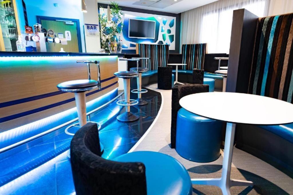 Chati-Bourg Citea Express Dayuse - Suite 3 Pieces W -- 25 Min Paris Montparnasse -- 15 Min Velizy Châtillon Dış mekan fotoğraf